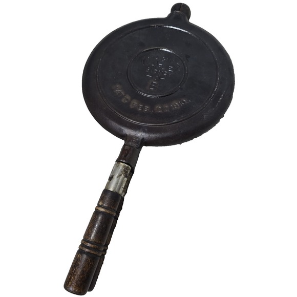 Wagner Ware Other - Antique Wagner Ware Sidney Cast Iron Waffle Maker 8 Pat. Feb 22, 1910